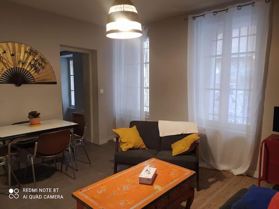 Bel Appartement Dans Centre Historique 아비뇽 외부 사진